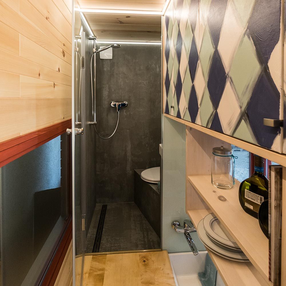 Modernes Möbeldesign mit nachhaltigen Möbeln aus Massivholz