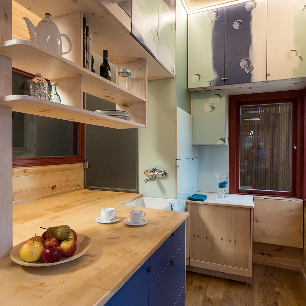 Modernes Möbeldesign mit nachhaltigen Möbeln aus Massivholz